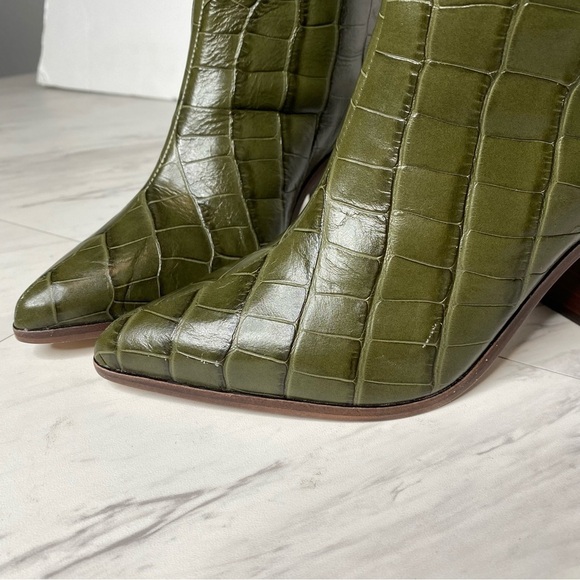 Schutz Maryana Green Crocodile Embossed Tall Block Heel Boot 5B - Picture 11 of 16